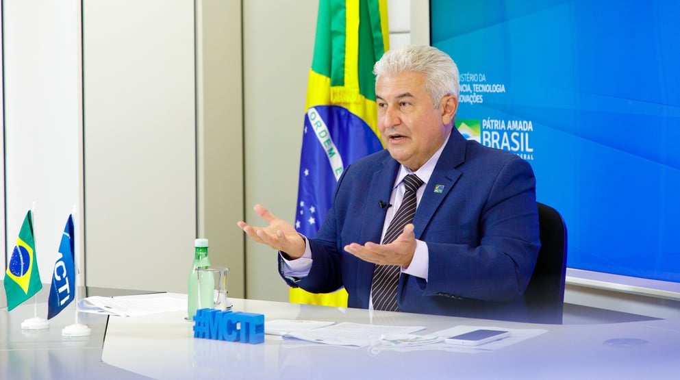 ‘Como astronauta, aprendi a resolver panes’, diz Marcos Pontes sobre problemas no CNPq