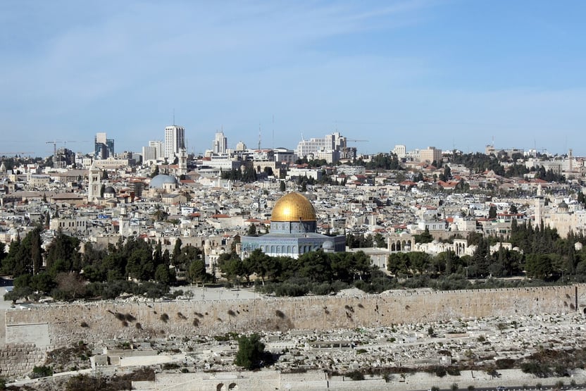 Ataque em Jerusalém deixa um morto e quatro feridos