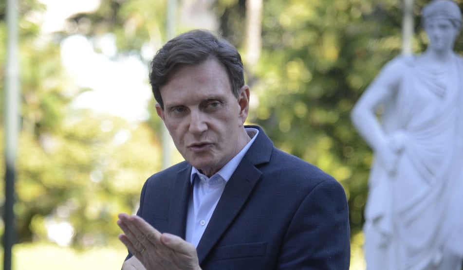 Crivella admite que pode concorrer ao governo do Rio
