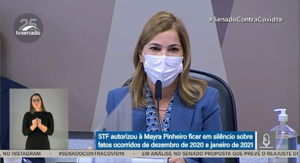 Mayra Pinheiro lava as mãos sobre falta de oxigênio em Manaus