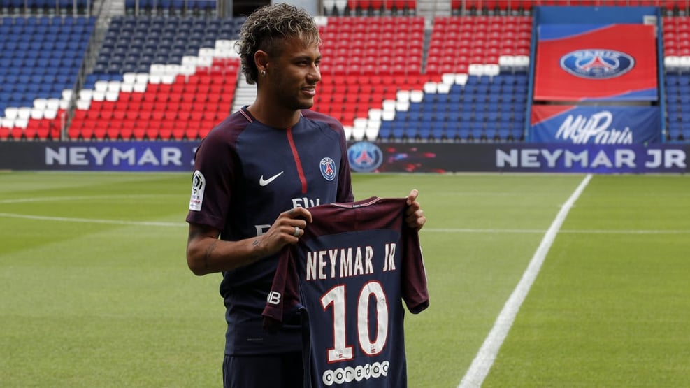 Neymar diz que foi traído pela Nike e que acusação de assédio é mentirosa