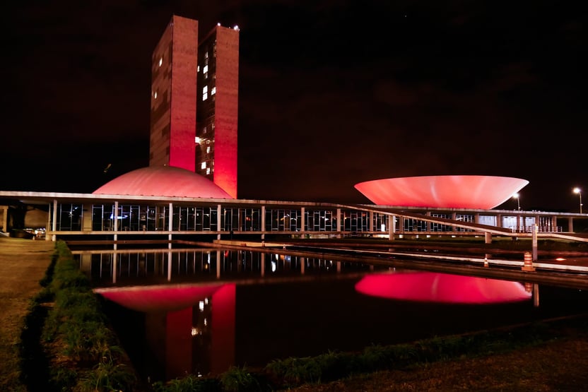 O Congresso afronta o STF