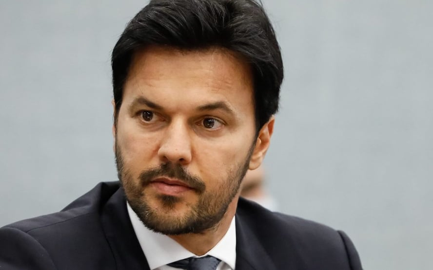 Faria: “Leilão do 5G vai levar internet a 40 milhões de brasileiros”