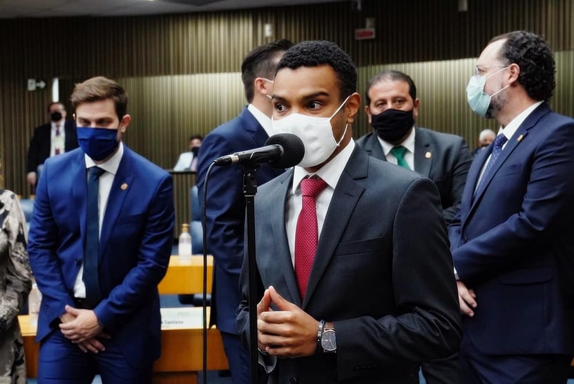 “Resposta da Câmara precisa ser rápida”, diz Holiday, sobre comentário racista de vereador