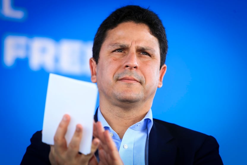 Em reunião com Moro, presidente do PSDB defende mínima fragmentação no centro