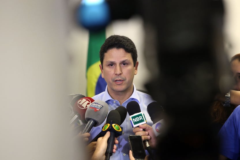 Prazo-limite de prévias depende de questão técnica, diz presidente do PSDB