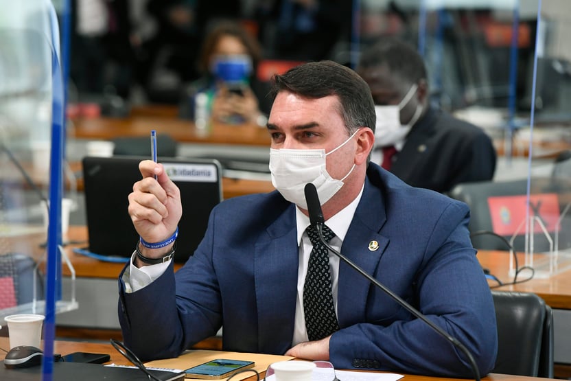 Flávio encaminhou à Saúde pedido de reunião com vendedores de vacina