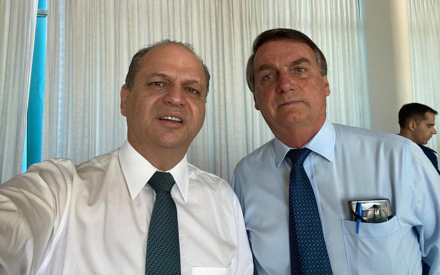 Governo Bolsonaro abre licitação que vai beneficiar seu líder na Câmara