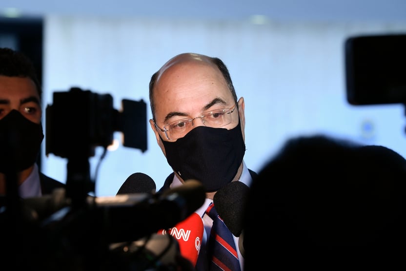 Sem dar explicações, Witzel encerra depoimento à CPI da Covid