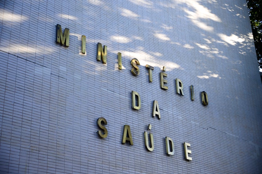 Associação Médica Brasileira alerta para colapso após apagão de dados da Saúde