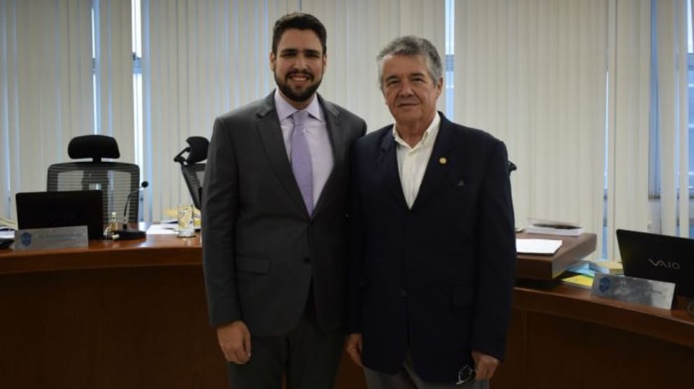 Parentes de ministros de tribunais superiores dominam STJD