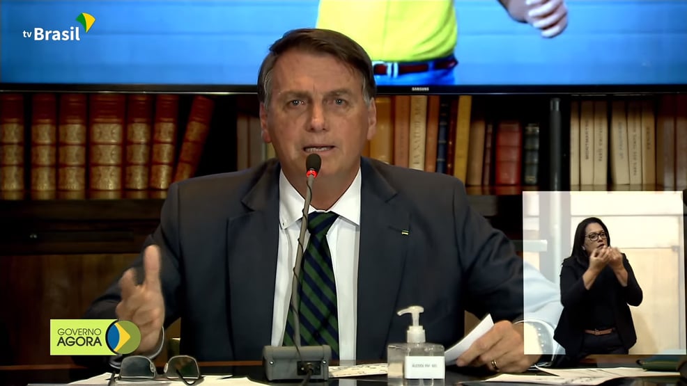 PF intima Bolsonaro a depor sobre vazamento de dados de ataque hacker ao TSE