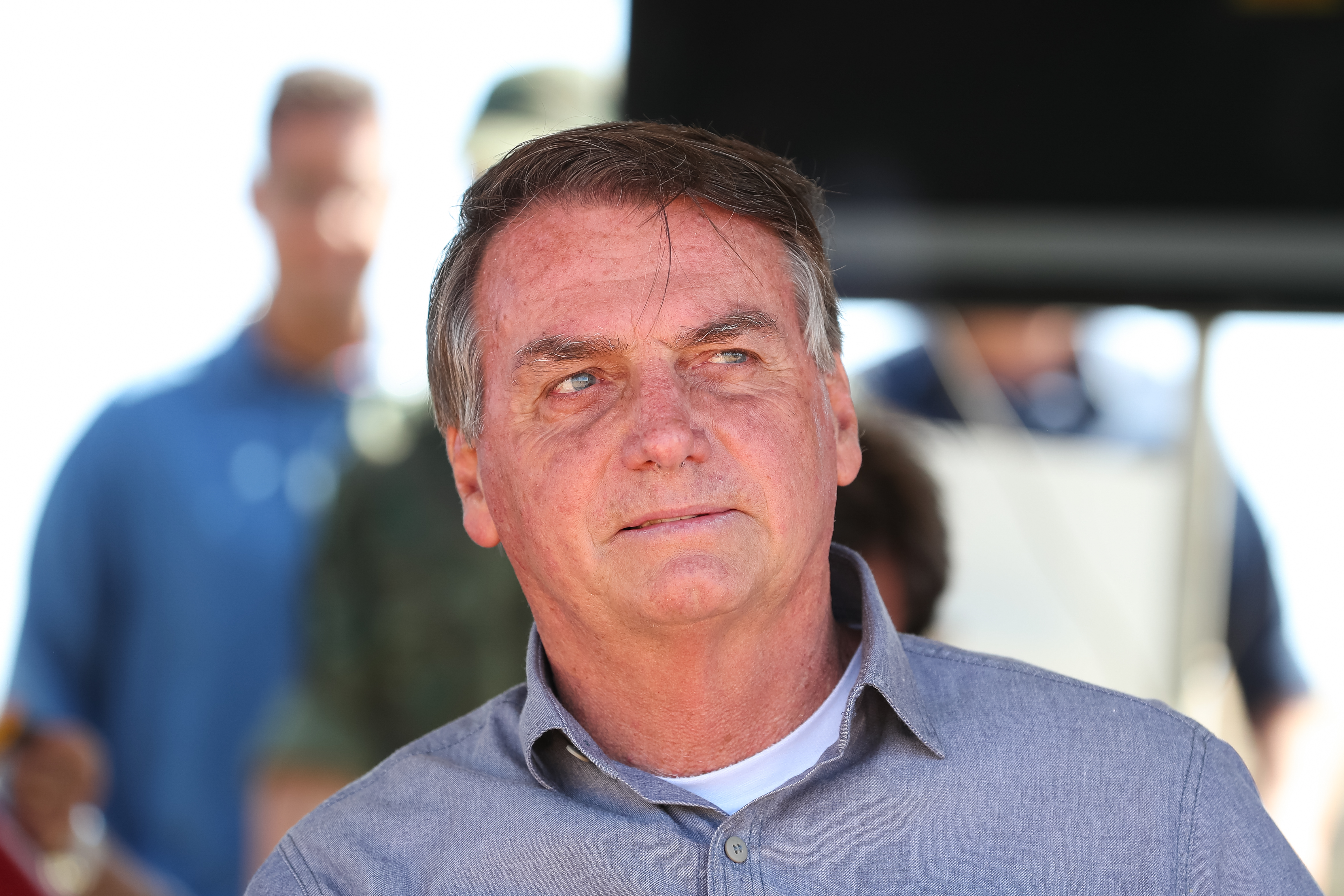 “Coloquemos as mãos à obra”
