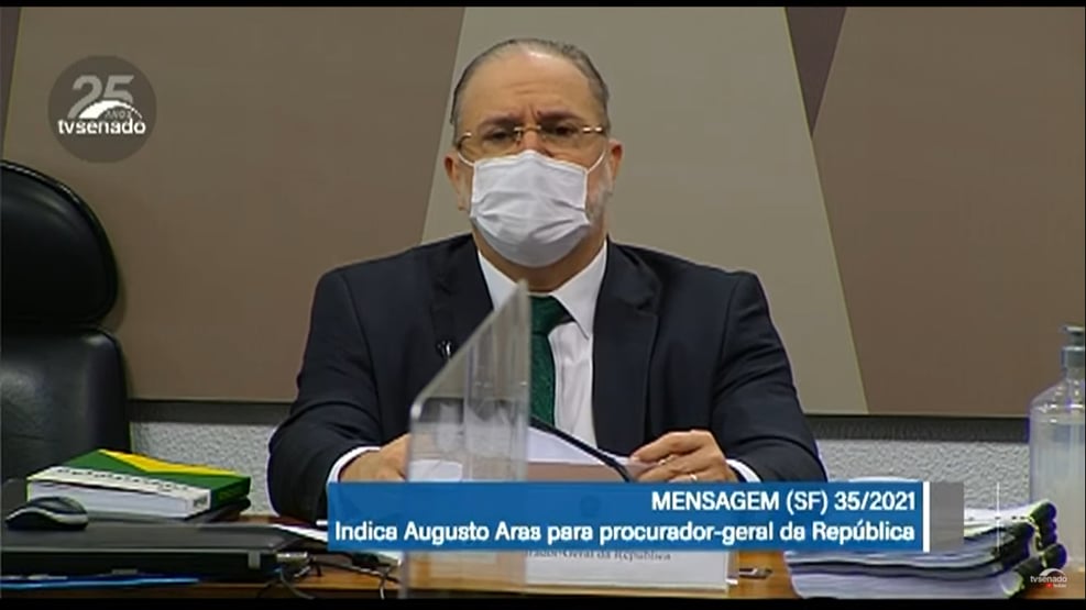 “Segurança jurídica é amortecedor para impactos sofridos pela sociedade”