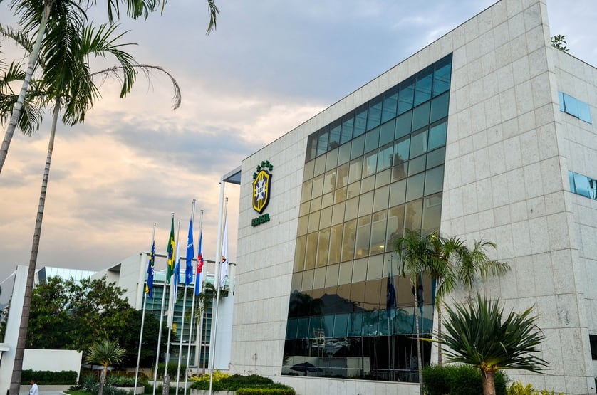 STJ suspende intervenção na CBF