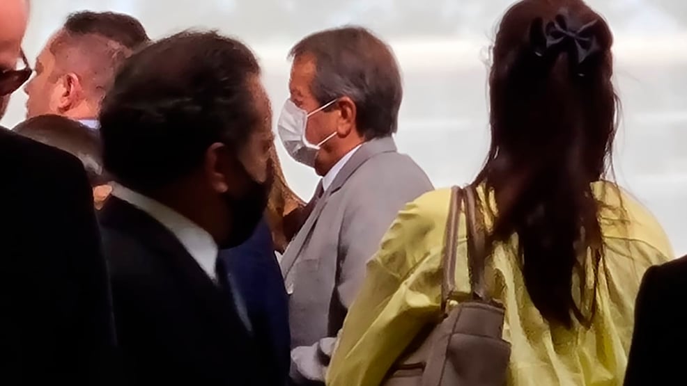 Valdemar Costa Neto livre e leve no Palácio