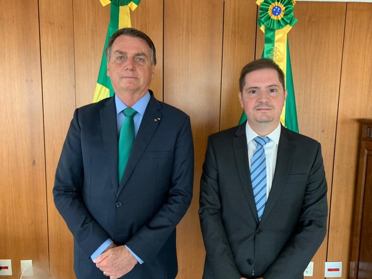 AGU bolsonarista bate recorde de pedidos no STF