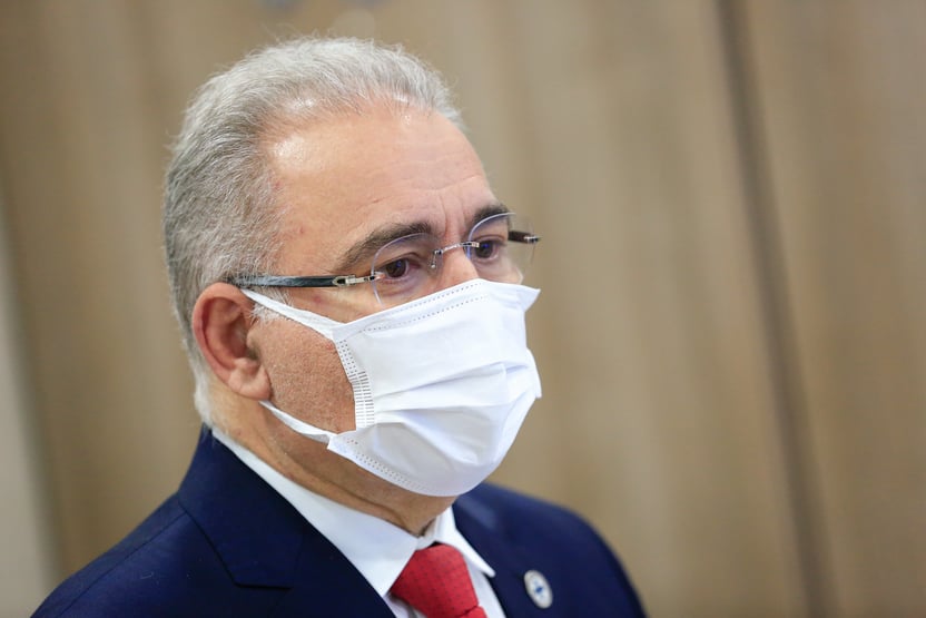Marcelo Queiroga testa positivo para Covid