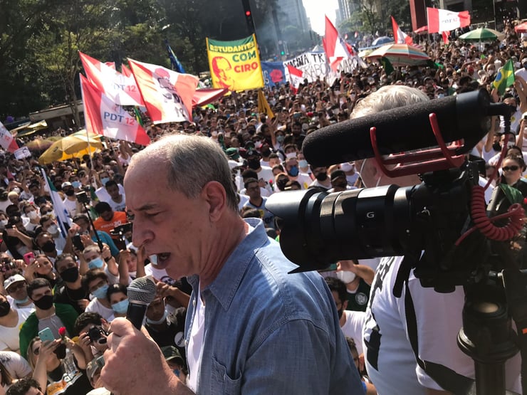 Ciro Gomes diz que impeachment é a única saída