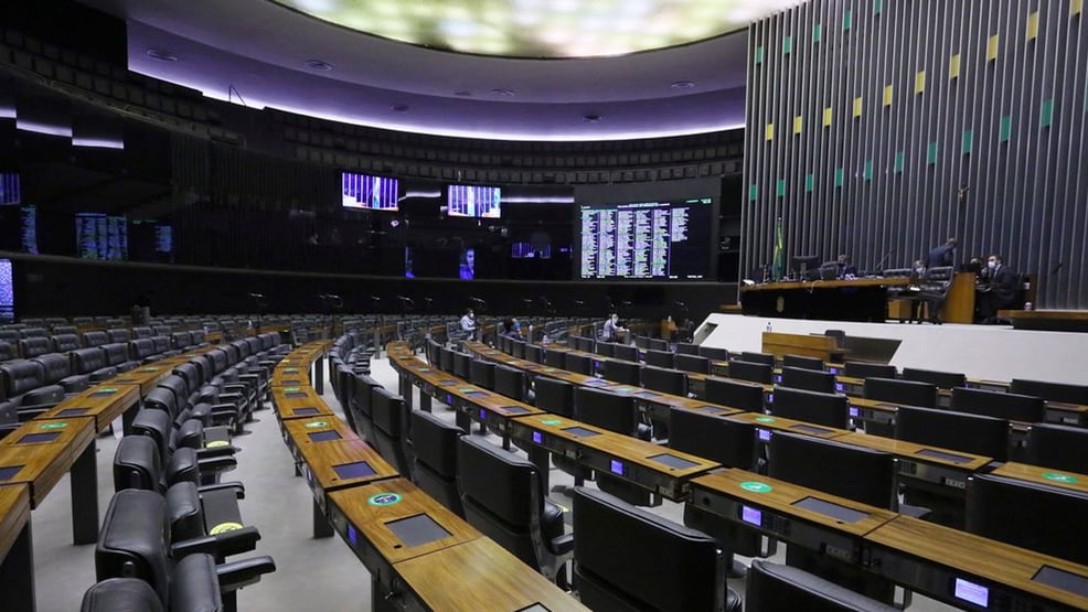 Votação do Código Eleitoral será retomada semana que vem