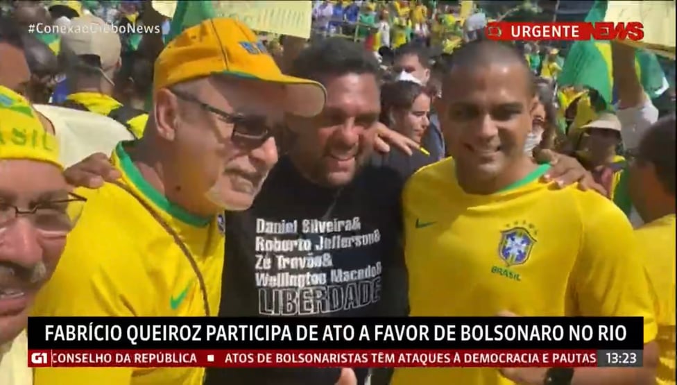 Otoni ao lado de Queiroz: “Acabou para você, Moraes”