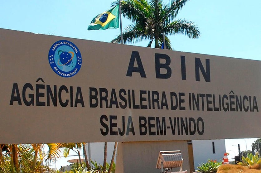 Paulo Guedes autoriza nomeação de 75 aprovados em concurso da Abin
