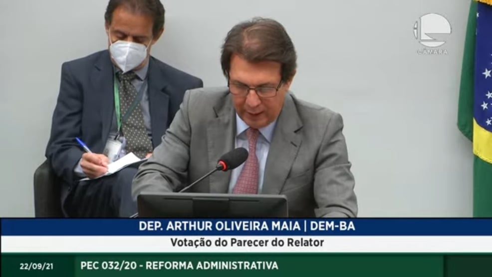 Relator prevê contratação temporária por 10 anos na reforma administrativa