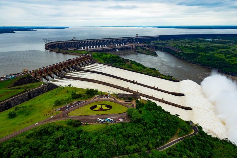 Bolsonaro confirma nome de almirante para chefiar Itaipu