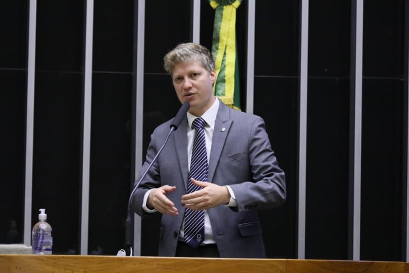 Marcel manda recado para Lira: “Por que temos 513 deputados?”; assista