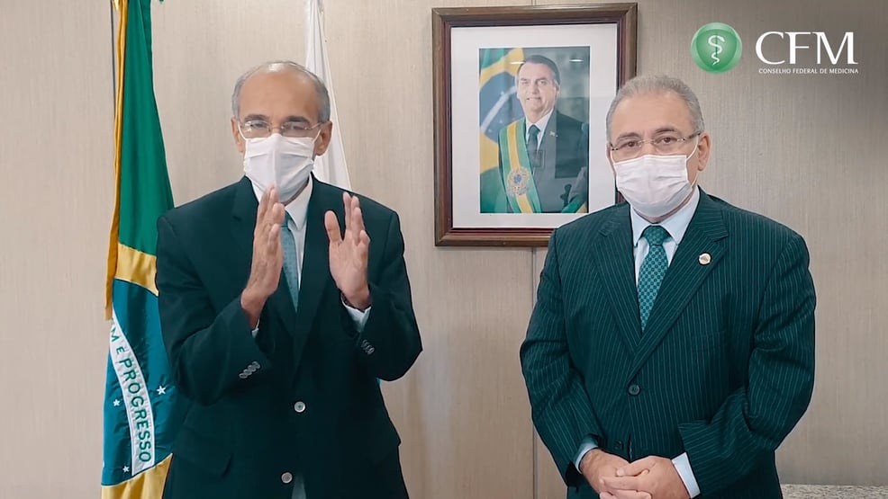Deputados chamam presidente do Conselho Federal de Medicina por tratamento precoce