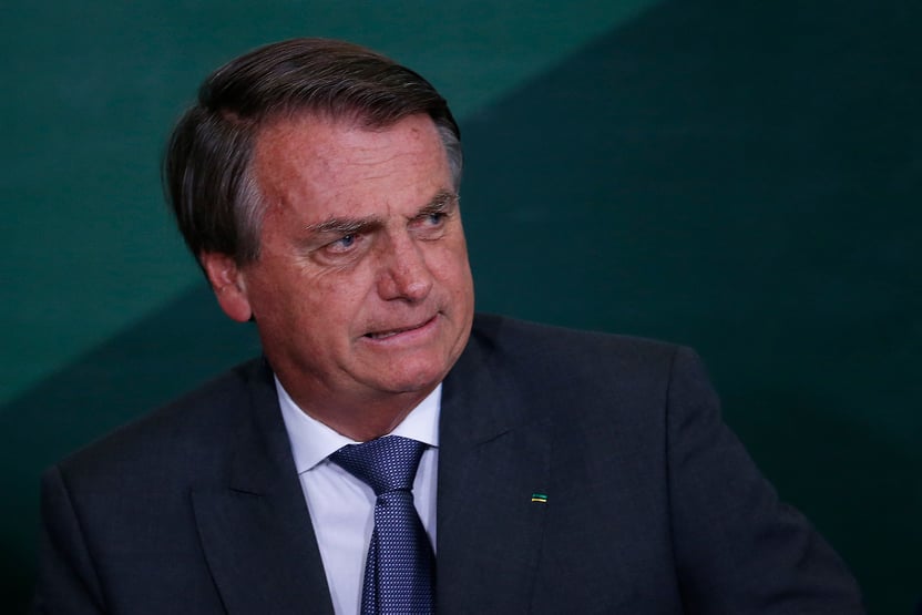Universidade aplica prova com frase “Fora Bolsonaro” formada em caracteres em negrito