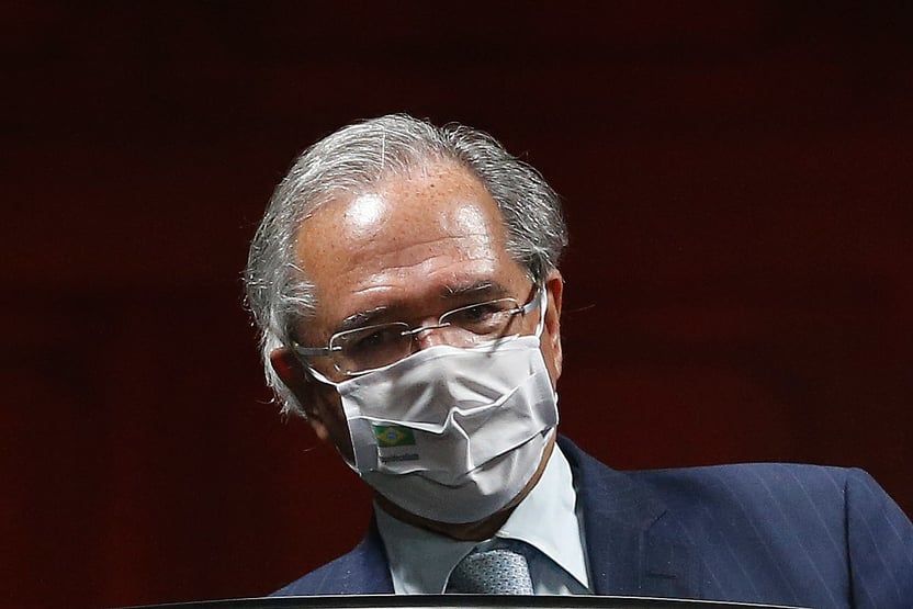 Guedes: “Estamos prontos para vacinar com terceira, quarta e quinta dose”