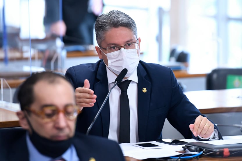 “Fatos novos impõem criação da CPI do Orçamento Secreto”, diz Vieira