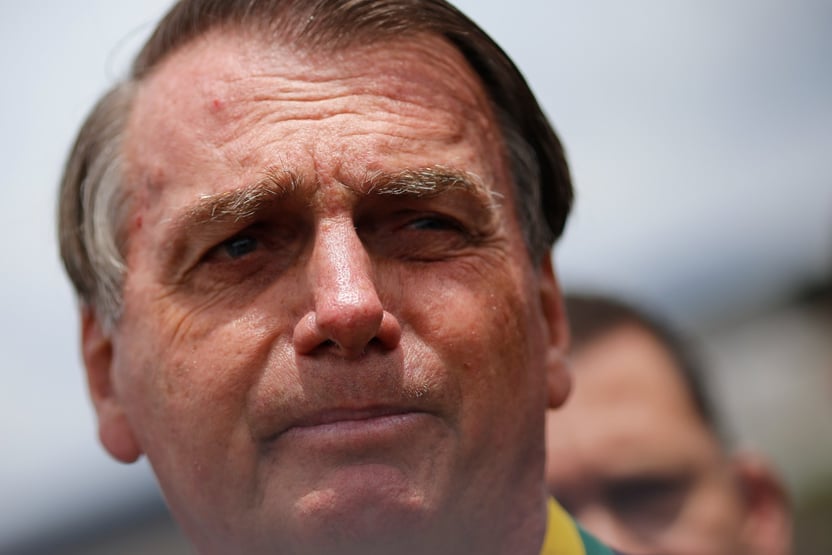 Jair Bolsonaro embarca para o Suriname