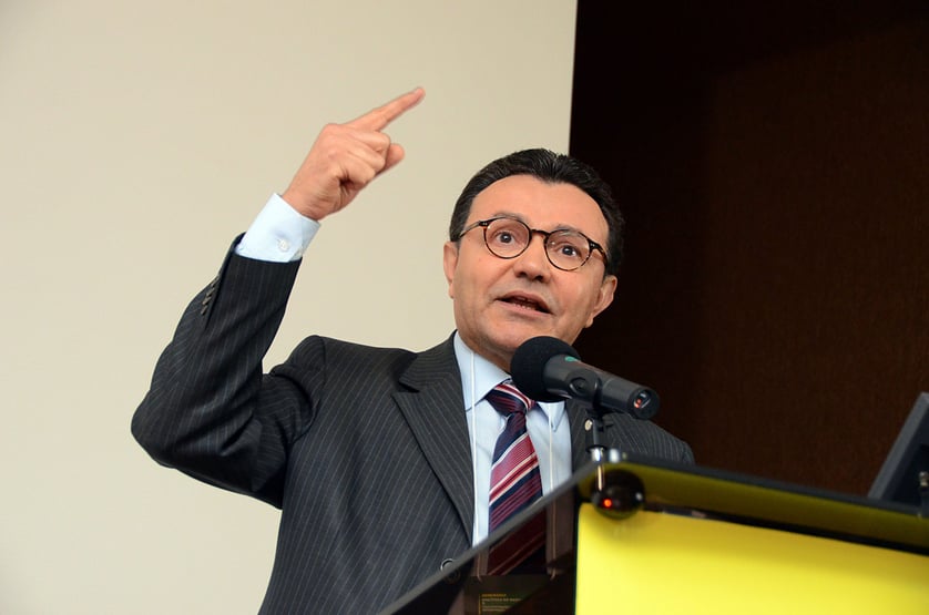 Presidente do PSB vende Lulalckmin como “estabilidade política” e é alvo de críticas