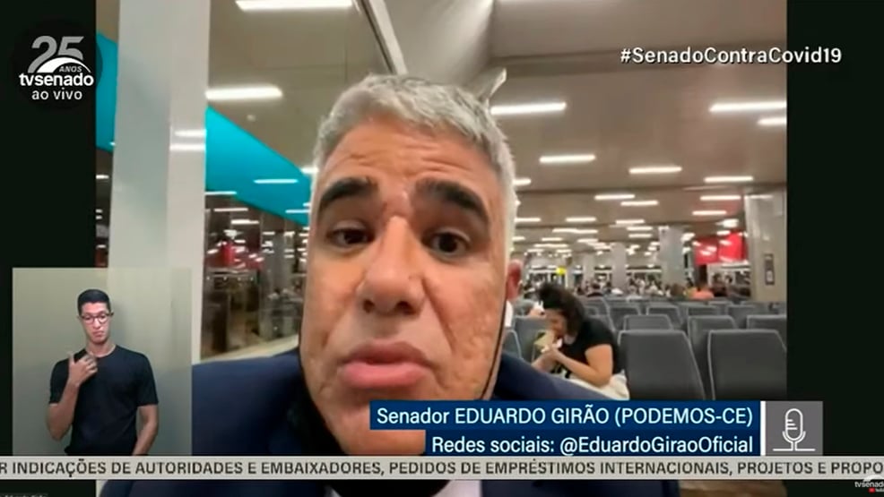 Girão deixa de embarcar para votar contra golpe do orçamento secreto
