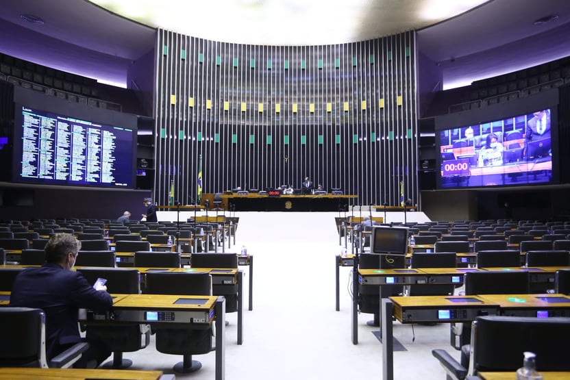 Câmara retoma votação da PEC dos Precatórios
