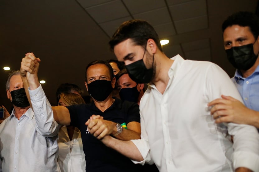 Tucanos contra Doria (para abater Moro)