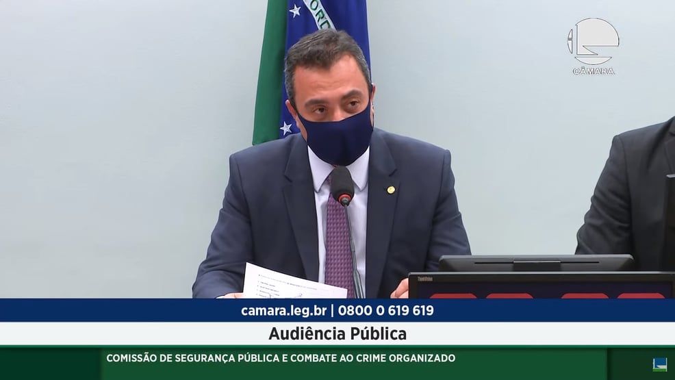 “A propaganda convence”, diz relator, sobre publicidade de armas de fogo