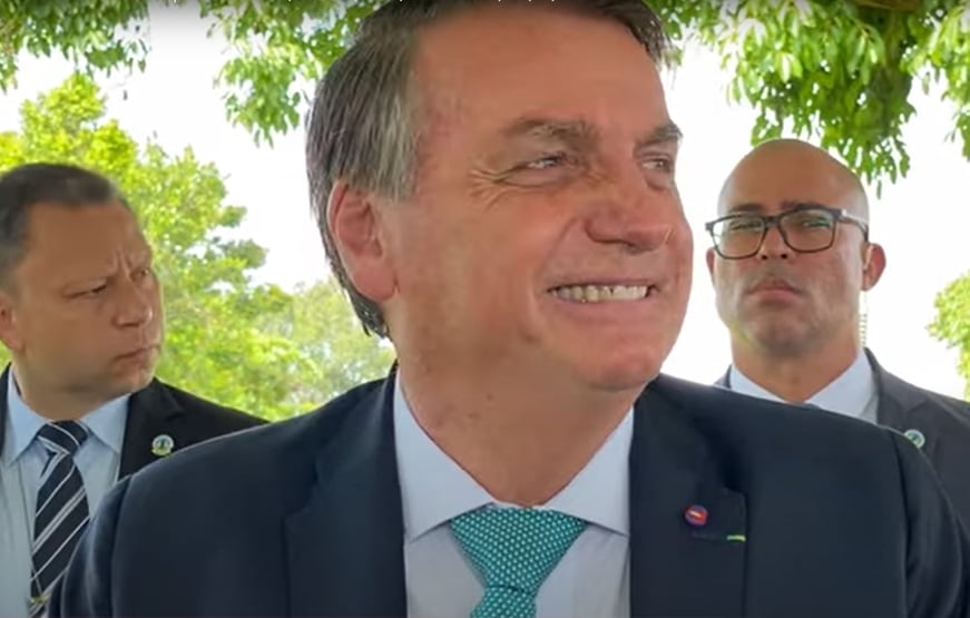 Bolsonaro ironiza fracasso das prévias do PSDB: “É o tal do voto eletrônico”