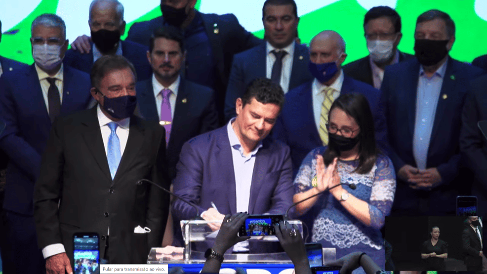Moro no topo do Twitter