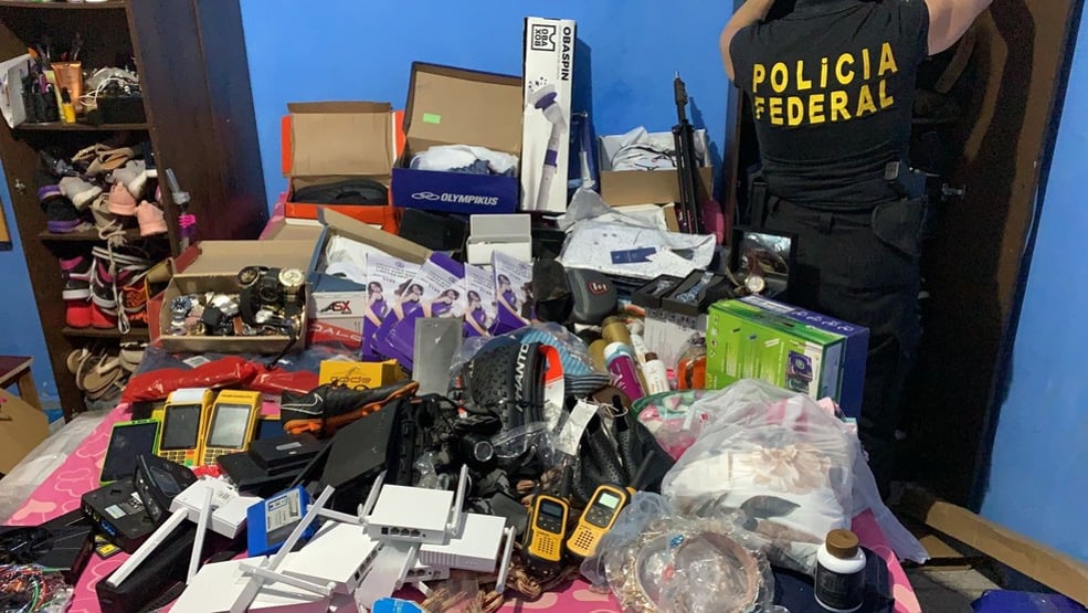 Operação da PF mira grupo suspeito de desviar encomendas dos Correios