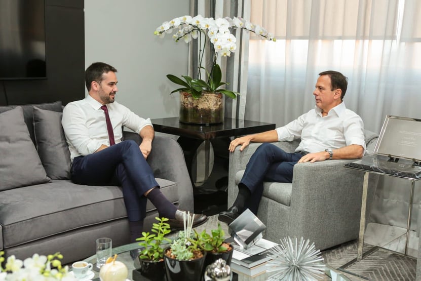 Após disputa nas prévias do PSDB, Doria e Leite se reúnem em SP
