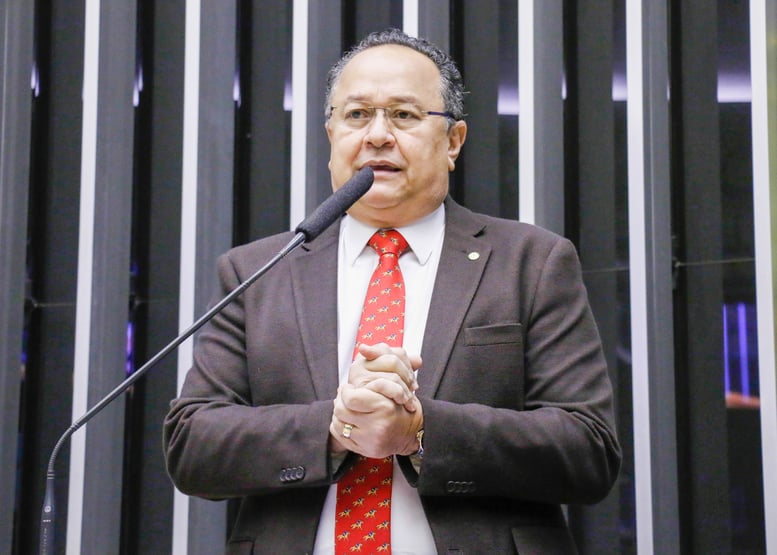 STF agenda pela 5ª vez julgamento de deputado por rachadinha