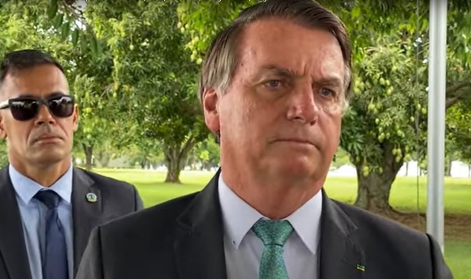 Bolsonaro: “Imagina a roubalheira que teria durante a pandemia”