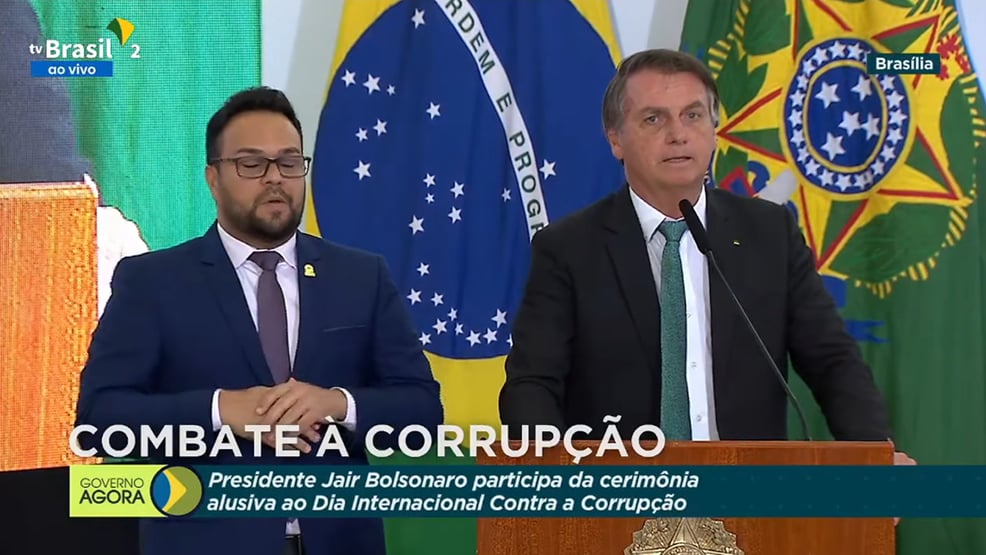 Bolsonaro rebate Doria sobre passaporte sanitário: “Meu estado o cacete”