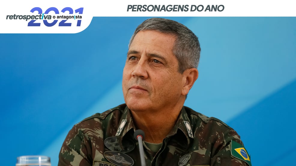 Braga Netto obedece