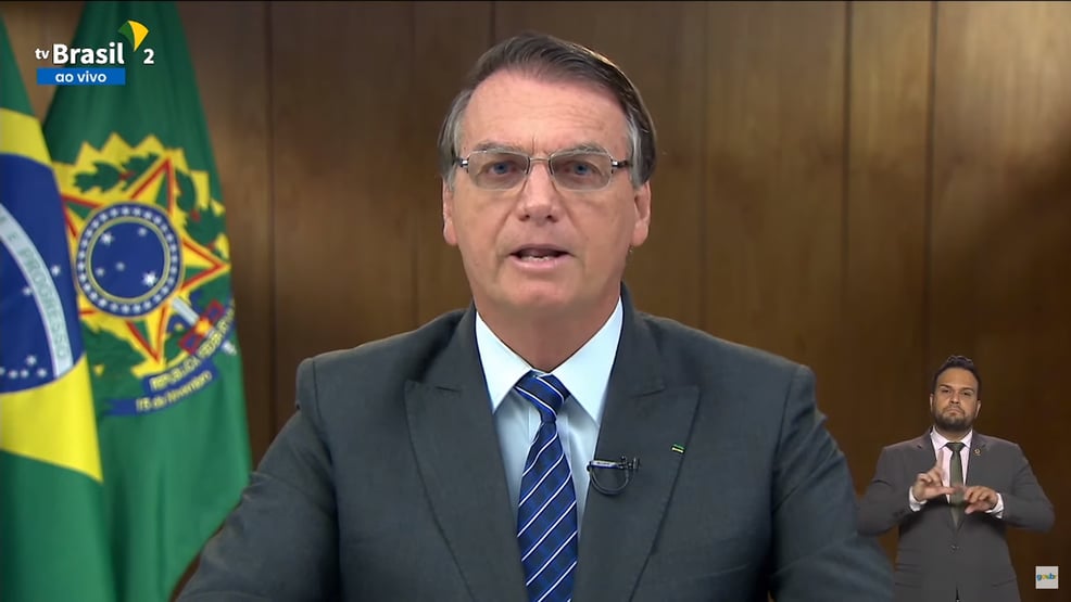 Jair Bolsonaro vai falar na última noite do ano