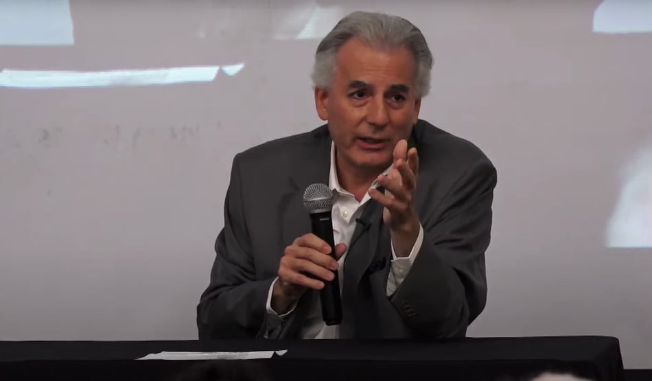 “Ele não foi capaz”, diz Álvaro Vargas Llosa, sobre Jair Bolsonaro