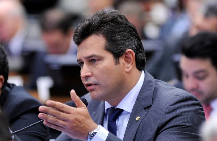 Ministro de Temer deixa PL após filiação de Bolsonaro